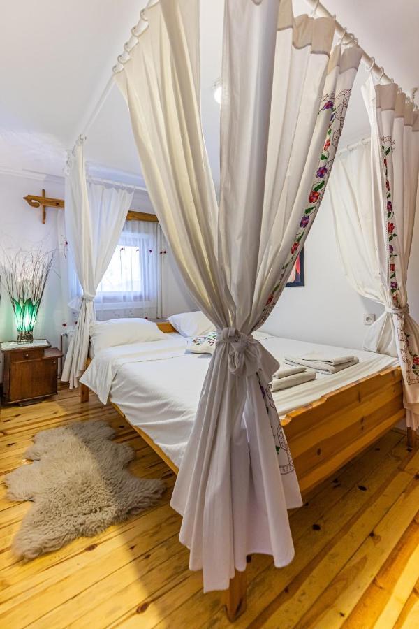Holiday Home Captain'S Village Sljivovica  Bagian luar foto
