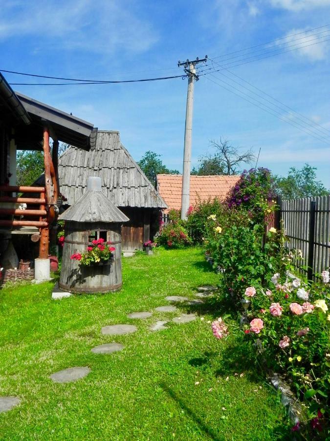 Holiday Home Captain'S Village Sljivovica  Bagian luar foto