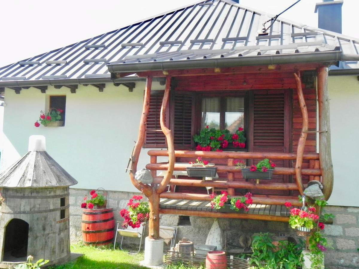 Holiday Home Captain'S Village Sljivovica  Bagian luar foto