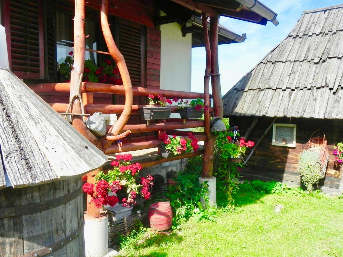 Holiday Home Captain'S Village Sljivovica  Bagian luar foto
